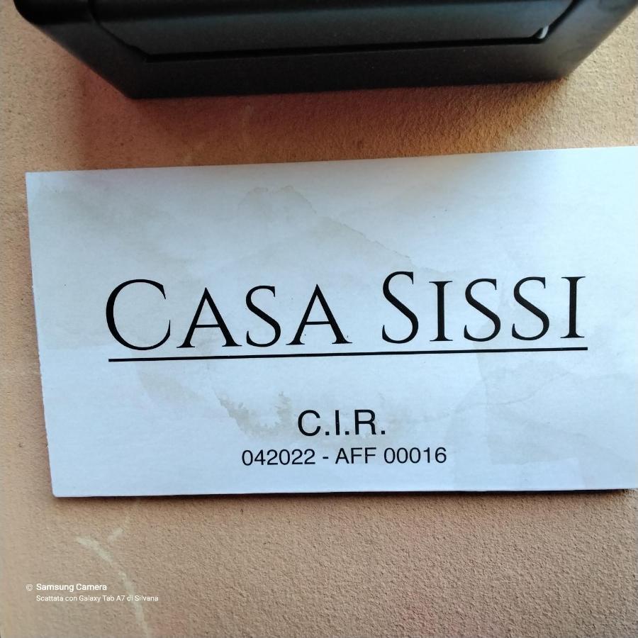 Casa Sissi Hotel Loreto Exterior photo